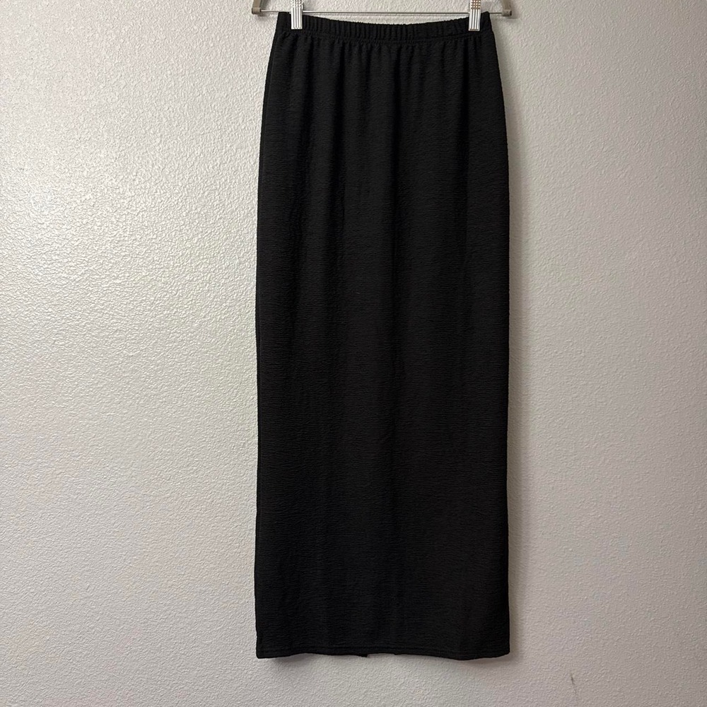 Women's Black Maxi Skirt with Elastic Waistband